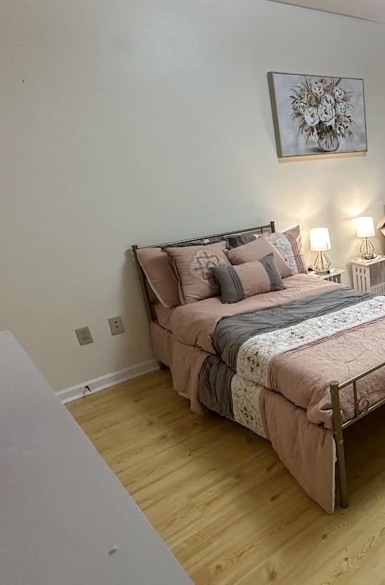 Resident bedroom at Ridge Manor of Rossville